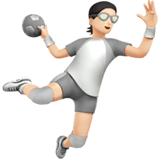 Apple design of the person playing handball: light skin tone emoji verson:ios 16.4