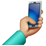 Whatsapp design of the selfie: medium-light skin tone emoji verson:2.23.2.72